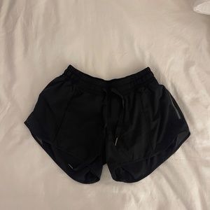 Lululemon Hotty Hot 3.5" Shorts